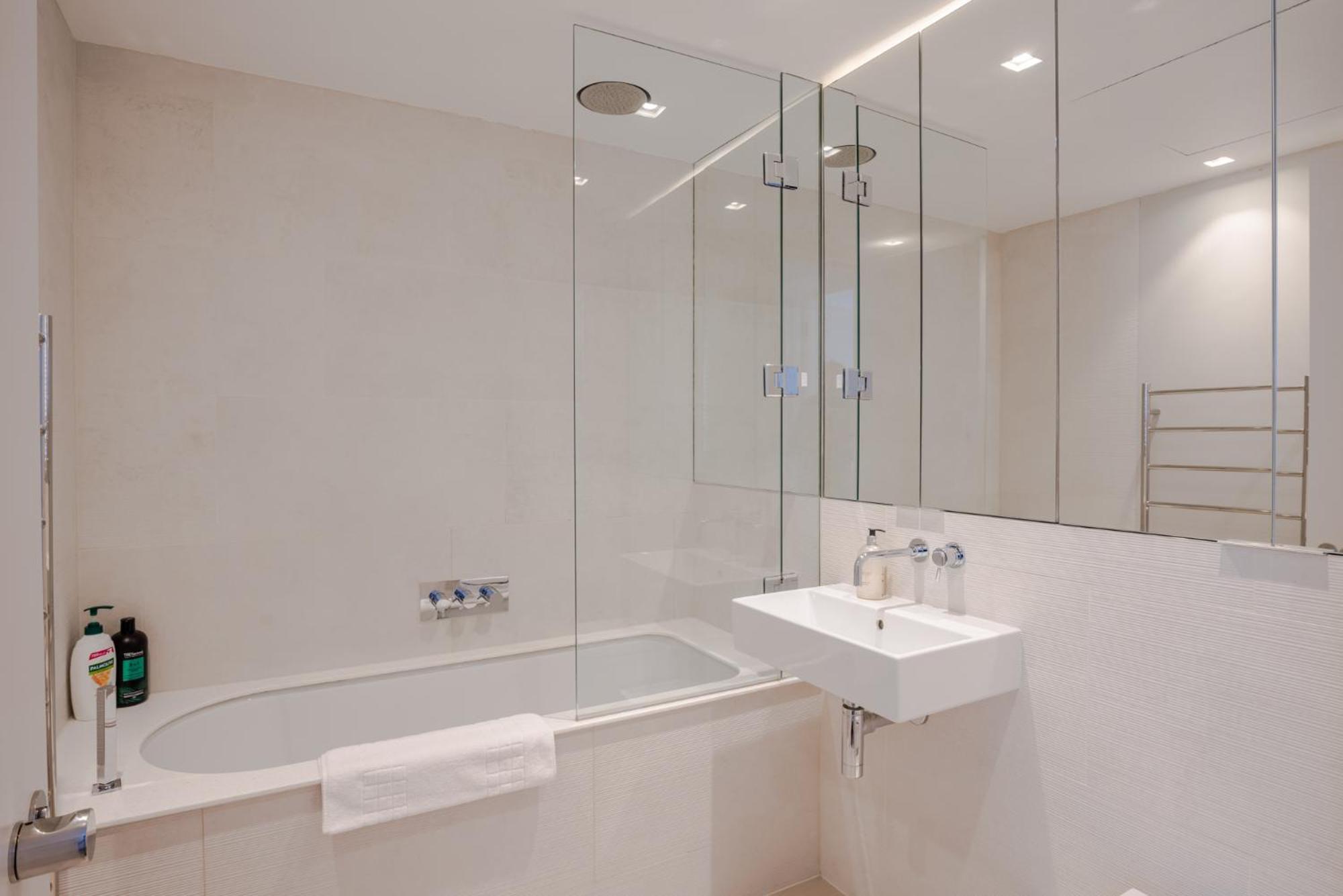 Central Holborn Bloomsbury Flats 伦敦 外观 照片